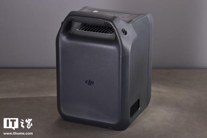 大疆Power 1000 Mini户外电源上手：小巧一度电夯级体验